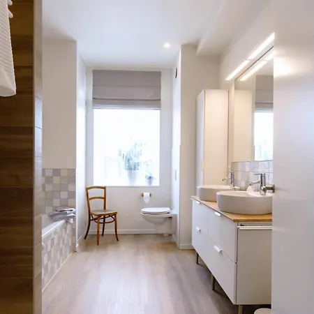 Logies-m Comfort Inc Bikes Остенде